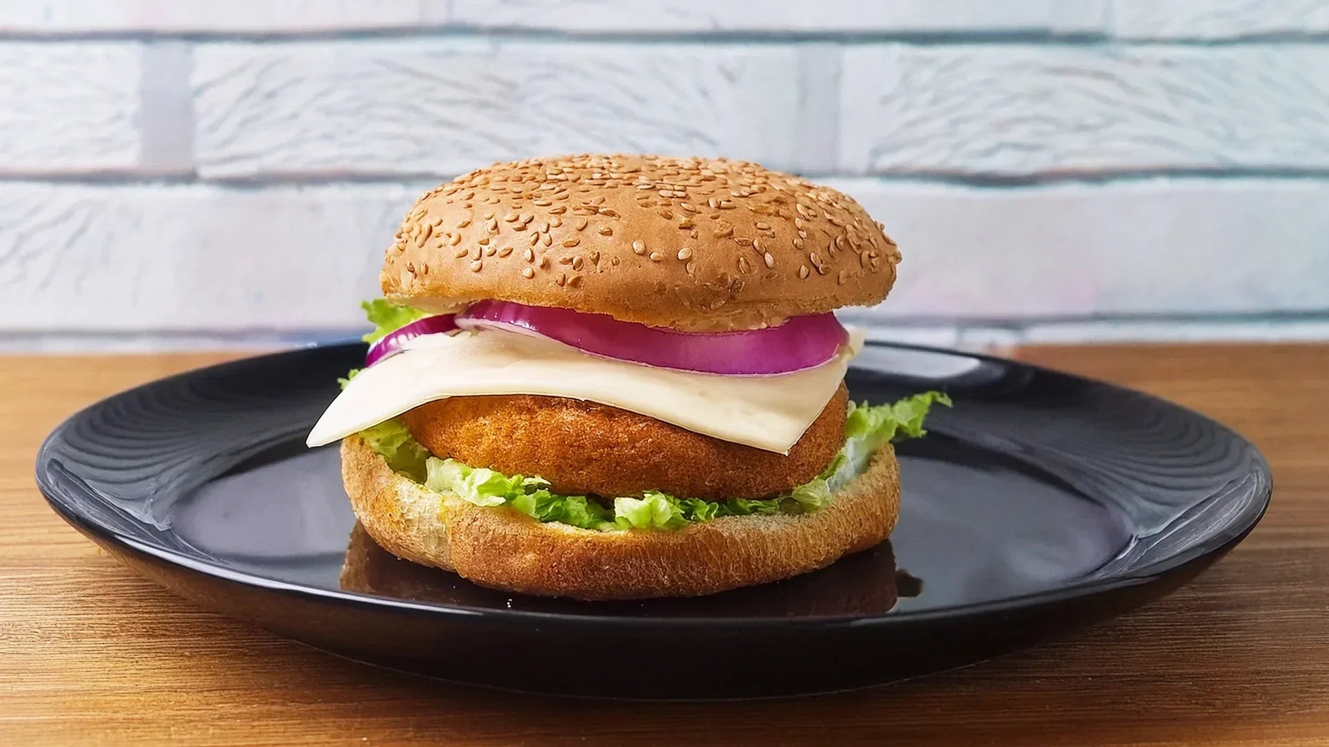 Cheese Aloo Tikki Burger